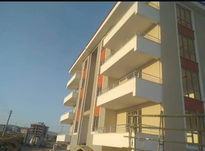 Yeni binada PVC pencere uygulaması